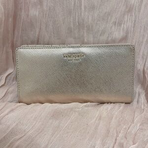 Bifold Kate Spade Wallet